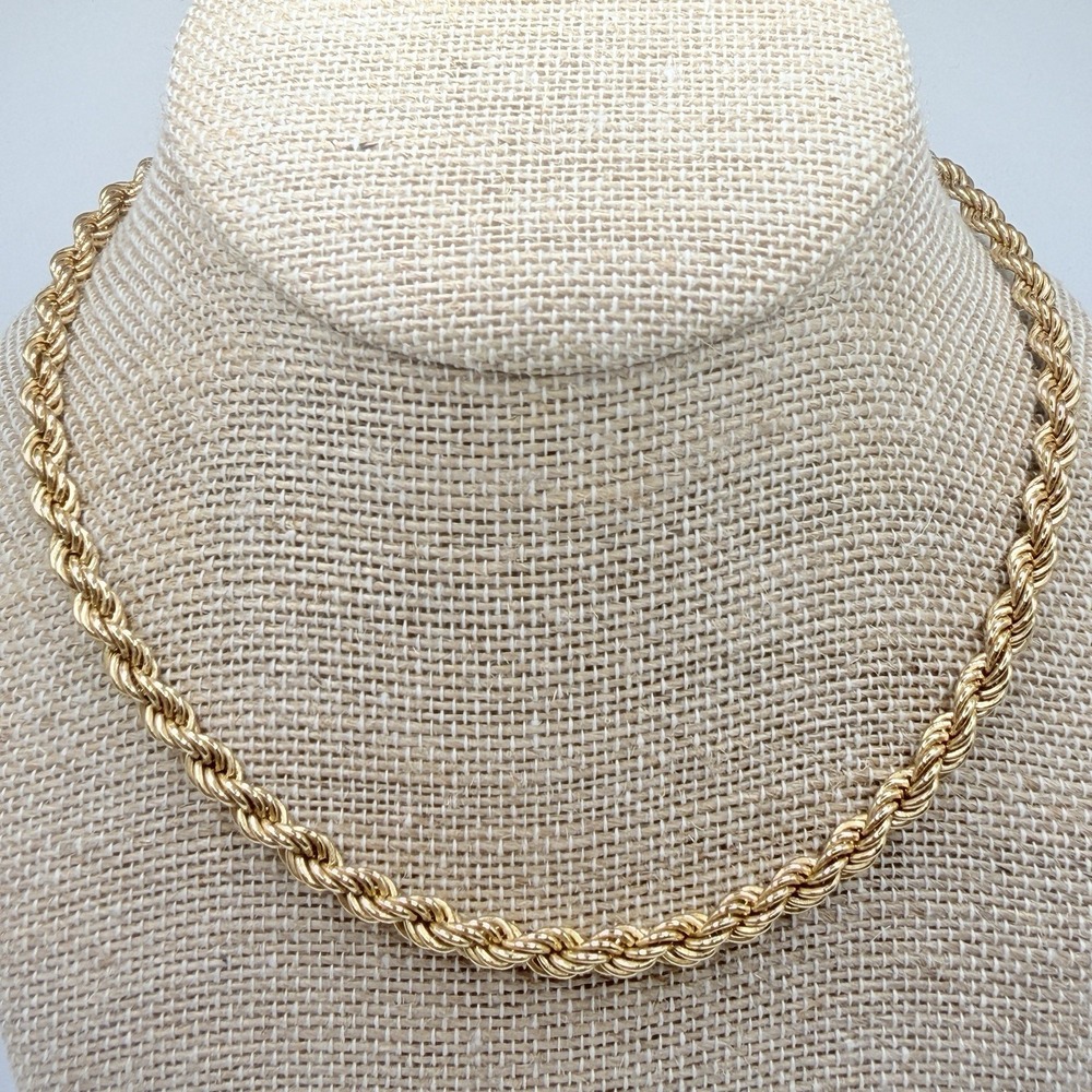 Beautiful Monet Vintage Retro Gold Tone Twist Chain Necklace 15"